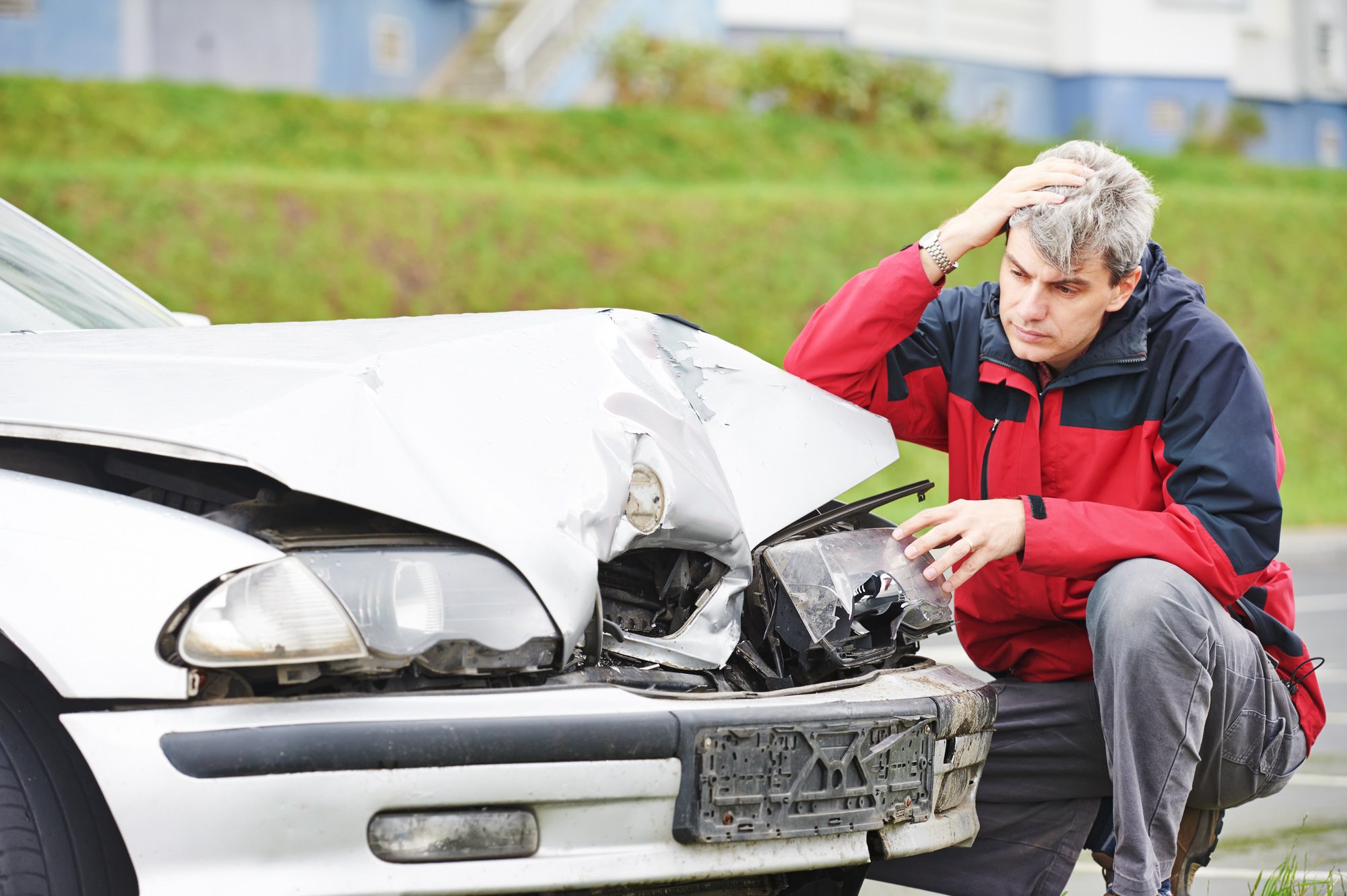 Ein Unfall und damit verbundene Schäden sind immer ärgerlich. Für die Abwicklung und Regulierung des Schadens ist eine Dokumentation per Unfallbericht, Unfallskizze und detaillierten Fotos essentiell.